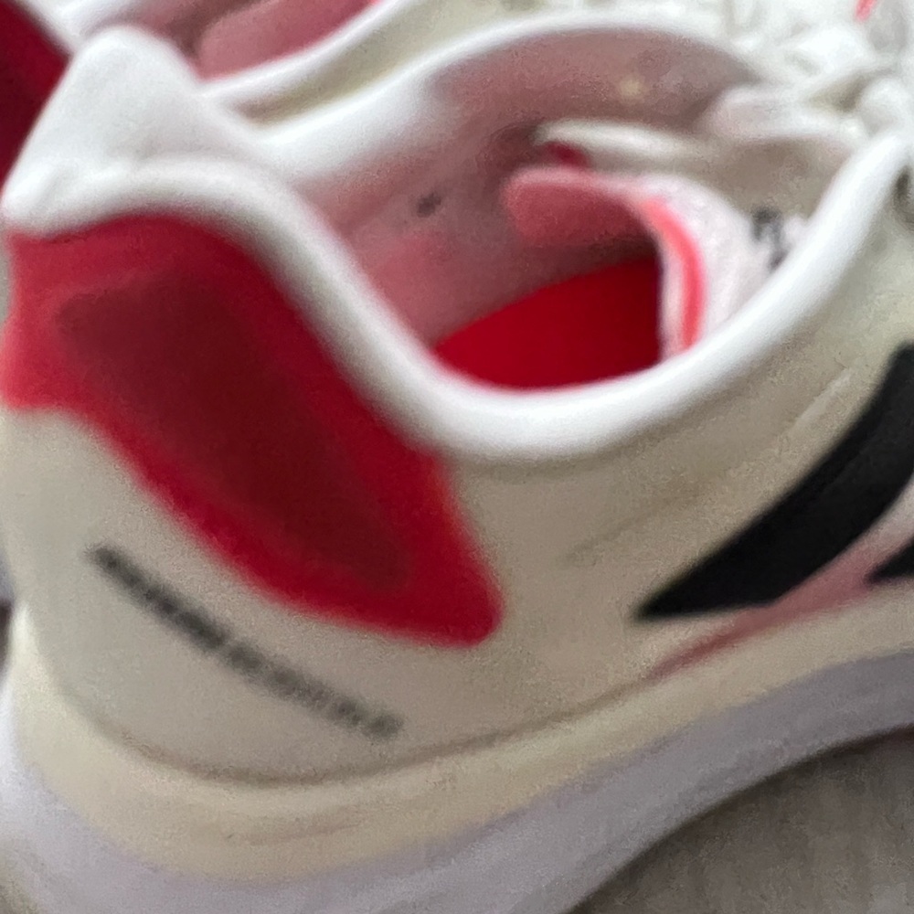 Adidas, Boston 10 running shoes women’s size 8.5 - Picture 4 of 11
